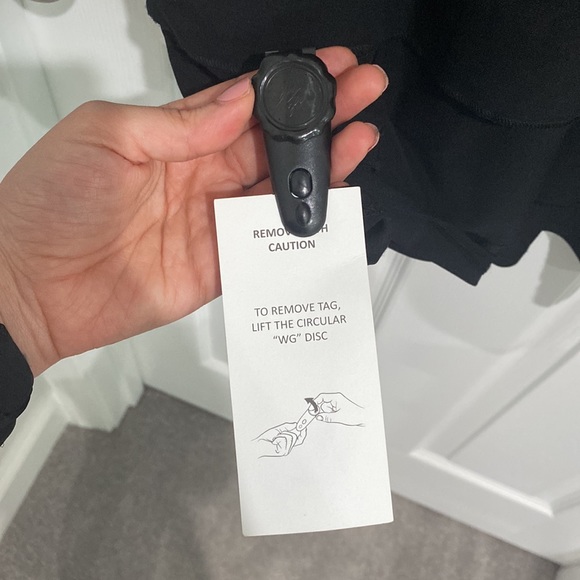 NWT Formal black dress; size 10; Lord and Taylor - Picture 7 of 8